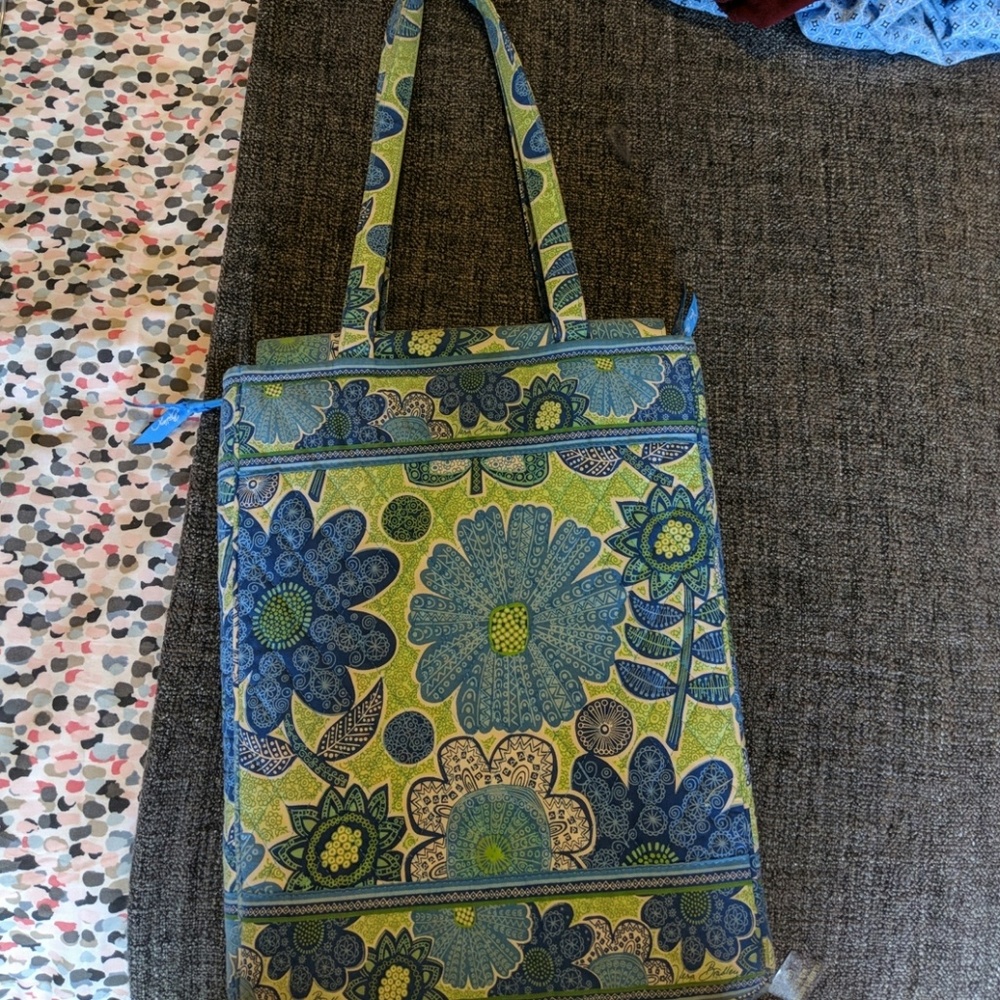 Vera Bradley Doodle Daisy TSA friendly laptop bag
